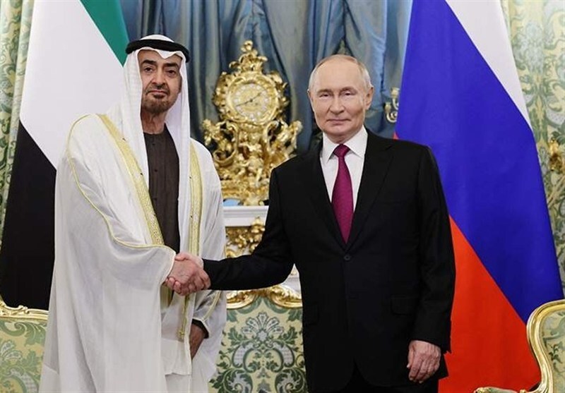پوتین به حاکم امارات: میخواهم درباره تنشها در ایران، با شما گفتوگو کنم/ به دقت وضعیت تهران را زیر نظر دارم