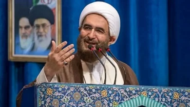 امام جمعه تهران: مسئولان در پاسخگویی به مشکلات معیشتی مردم فوریت داشته باشند