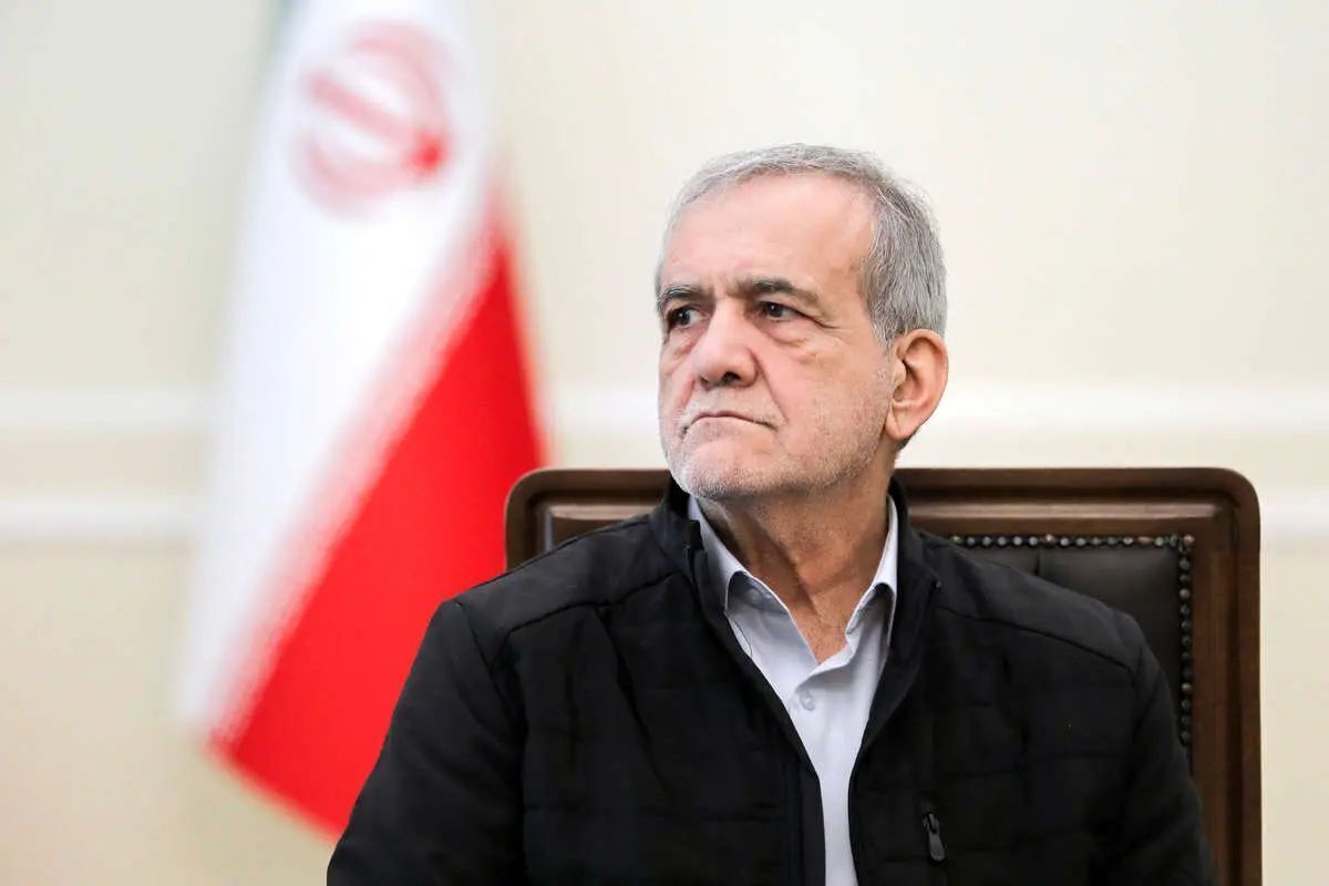 پزشکیان: از هرگونه برخورد سلبی با چهره‌های فرهنگی و اجتماعی، پرهیز شود/ وزارت دادگستری در آزادی زندانیان تسریع به عمل آورد