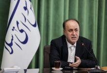 حاجی بایایی: مردم غائله دشمن را جمع کردند؛ با اغتشاشگران برخورد قاطع شود