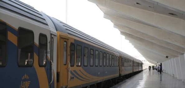 پیش‌فروش بلیت قطارهای مسافری بهمن‌ماه از امروز آغاز شد