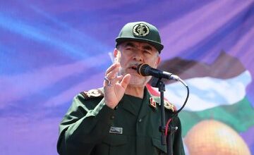 معاون سیاسی سپاه: بازاریان صف خود را از اغتشاشگران جدا کردند / مردم در جنگ ۱۲روزه دشمن را به خوبی شناختند