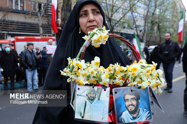 مراسم تشییع پیکرهای مطهر شهدای اغتشاشات تروریستی آمریکایی صهیونیستی