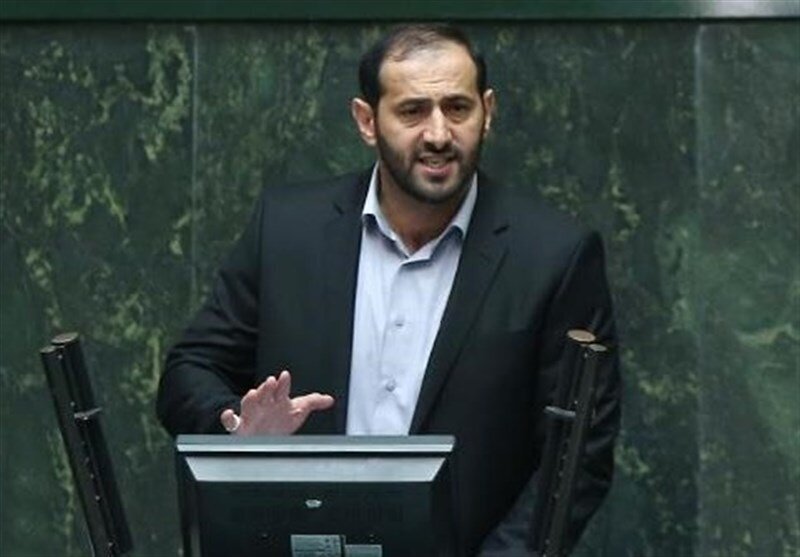 نماینده مجلس: هیچکس بعد از اظهار جراحت به زندان منتقل نشده؛ لابد بابت عدم اظهار طرف بوده/ امکان ندارد مجروح را در زندان نگه دارند؛ سیاهنمایی میکنند