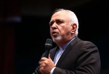 بیانیه تند دفتر ظریف در واکنش به ادعای یک نماینده در گفتگو با یک خارج نشین/ همراهی گروه‌های مدعی با مزدوران نشان دار خارج از کشور باعث زایش یک دروغ شد