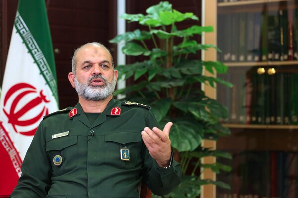 سردار وحیدی: سلاح‌هایی است که آمریکایی‌ها تولید می‌کنند ناقض محیط‌زیست در جهان است/ گنبد طلایی در واقع دخالت و نظامی‌کردن فضاست