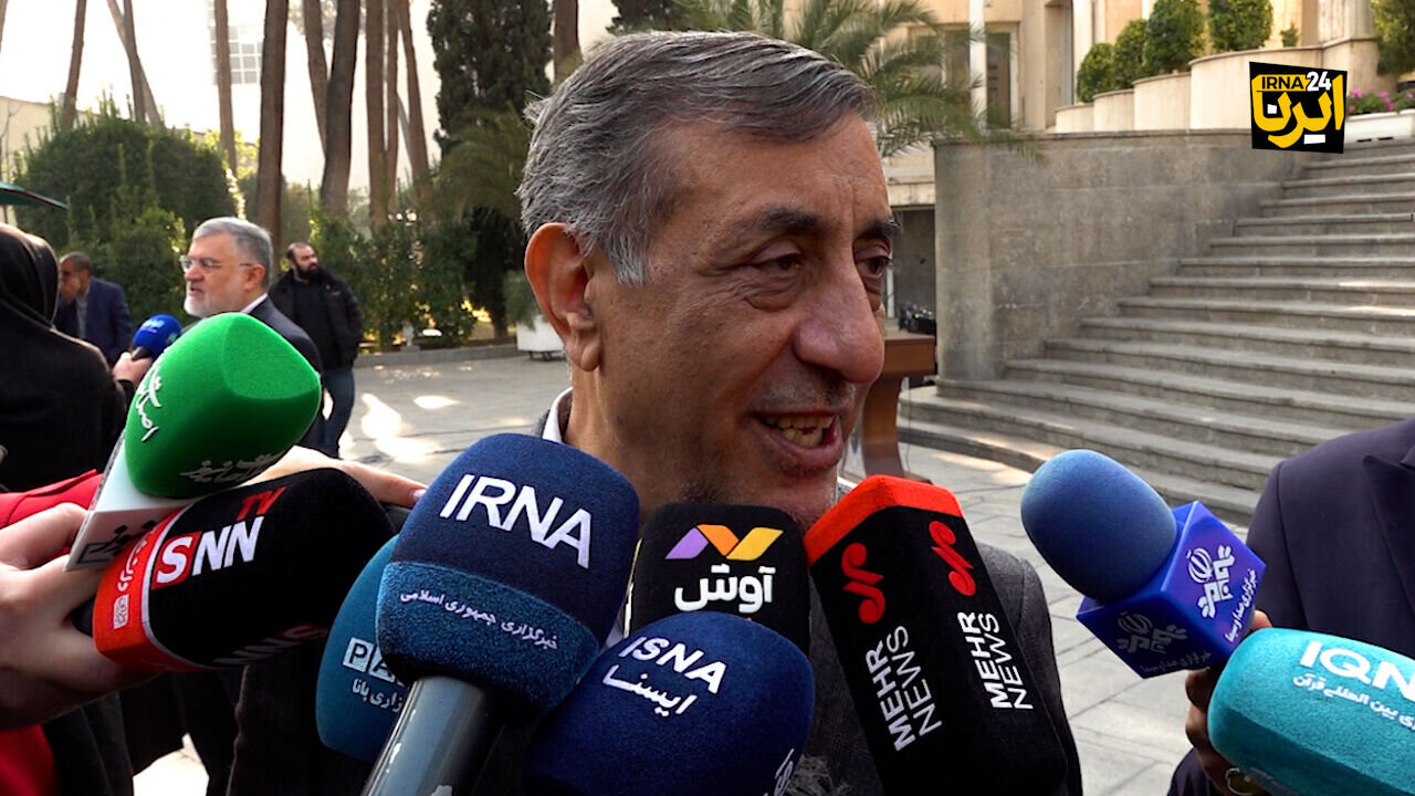 اظهارات معاون پزشکیان درباره اتفاقات یک بیمارستان در ایلام؛ وقتی یک گروه بیمارستان را اشغال میکنند چه باید کرد؟/ دستور رئیس جمهوری درباره معترضین