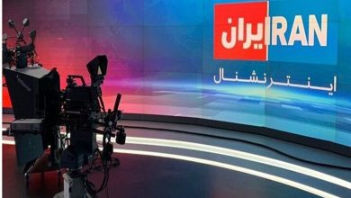 در ایران واقعی مردم چه موافق چه منتقد نظام، با هم زندگی می کنند/ در ایران مجازی، مردم ایران بیگانه پرستند!