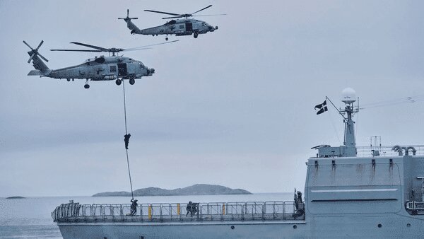 توجیه دانمارک برای لشکرکشی به گرینلند؛ برا مقابله با روسیه آمدهایم نه آمریکا!