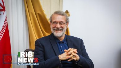 لاریجانی: قدردان خدمات ارزشمند پاسداران عزیز و جانبازان والامقام هستیم