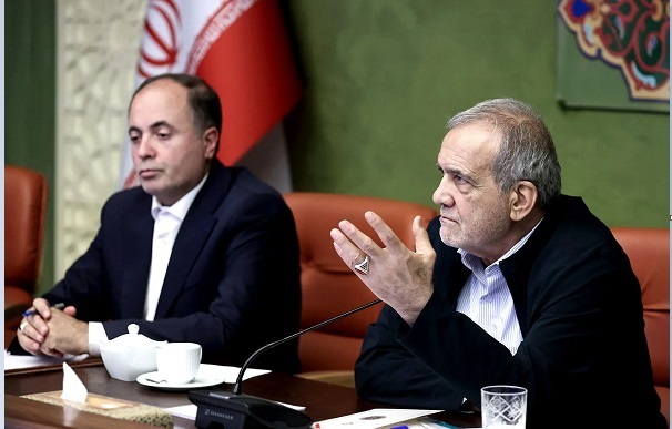 پزشکیان: هیچ وزیری را به خاطر دوستی با خودم انتخاب نکردم / نه تنها آقای نوری بلکه تمام وزرایی که انتخاب شدند را بر اساس نظرات کارشناسی انتخاب کردیم