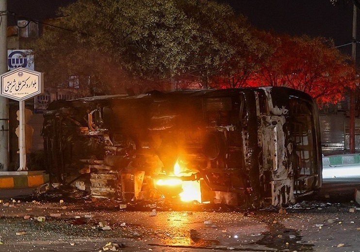 جلسه فوقالعاده کمیسیون امنیت ملی مجلس درباره حوادث اخیر/ رئیس کمیسیون: ما همه کشتهشدگان را ضدانقلاب نمیدانیم