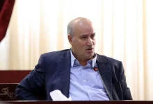 تاج تکلیف قلعه‌نویی را مشخص کرد