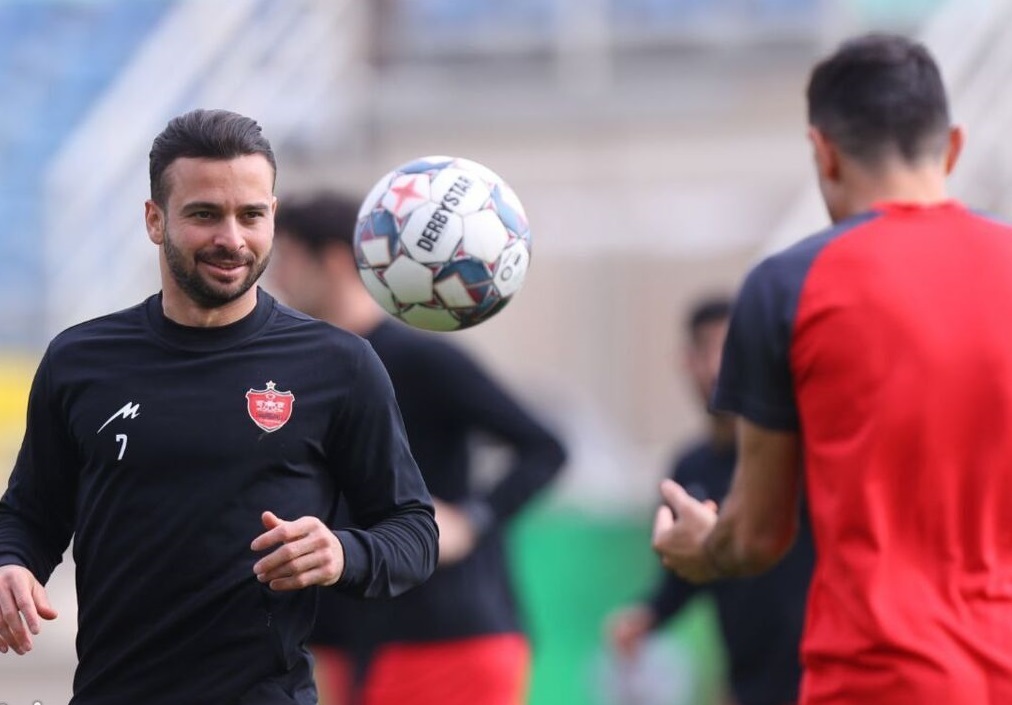 واکنش باشگاه پرسپولیس به درگیری سروش رفیعی و کاظمیان: هر مشکلی‌ را درون خانواده حل می‌کنیم، اجازه حاشیه سازی نمی‌دهیم