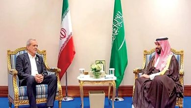 سفیر ایران در عربستان: در گفتوگویی که میان پزشکیان و بنسلمان انجام شده، هر دو طرف بر سر جلوگیری از جنگ در منطقه تأکید کردند/ با ریاض درباره پرونده هستهای مشورتهایی صورت گرفته