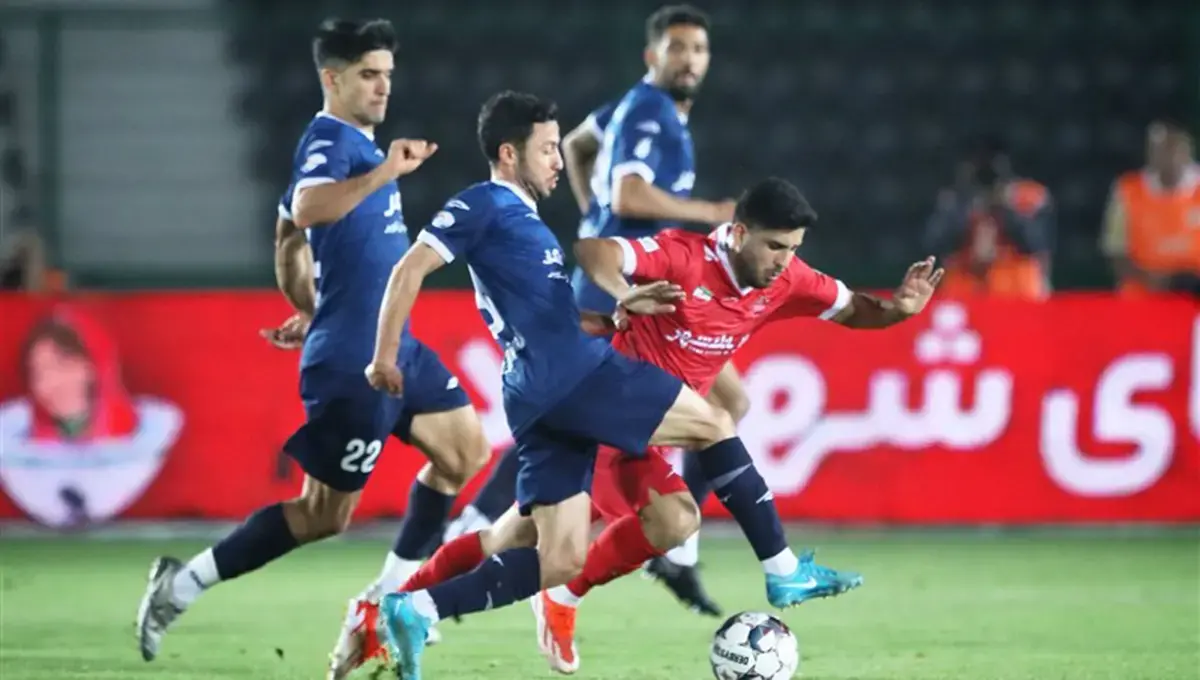 شکست پرسپولیس در نیمه اول مقابل گل‌گهر با گل‌های تماشایی