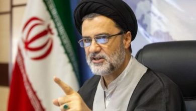 عضو کمیسیون امنیت ملی مجلس: ناوهای آمریکایی عقب نشینی کردند/ رئیس جمهور فاسد آمریکا بداند منطقه تبدیل به گورستان دشمن می‌شود