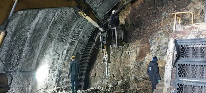 گزارش تصویری برگزاری اردوی راهیان پیشرفت بازدید از پروژه آزادراه تهران شمال