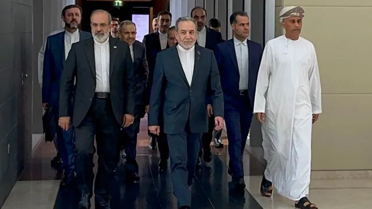 تلاش خلاقانه ایران برای اتخاذ موضعی جدید در مذاکرات/ تهران احتمالا غنی سازی در سطح پایین را بپذیرد/ رقیق سازی مواد، یکی از ابتکارهای تهران