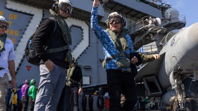 کیهان: آمریکا از ترس واکنش خشمگینانه ایران، حضور ویتکاف و کوشنر بر ناو آبراهام لینکن را قبلا به تهران اطلاع داد