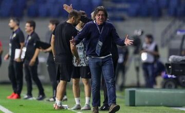 ساپینتو: داور گل سالم ما را آفساید گرفت/وعده سرمربی استقلال پس از شکست