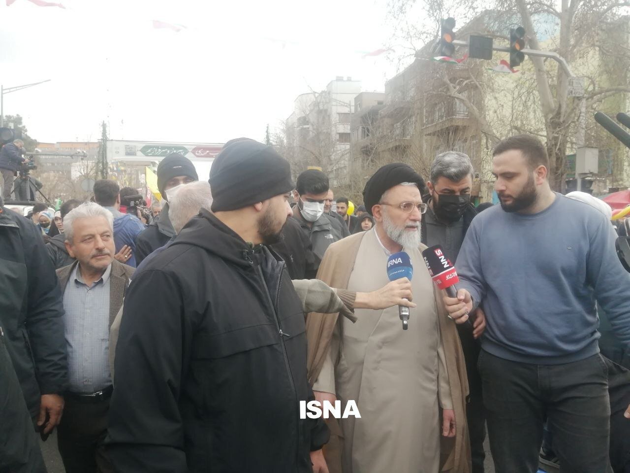 اعضای دولت در راهپیمایی ۲۲ بهمن حاضر شدند/ از عارف و عراقچی تا اسلامی و ستار هاشمی + تصاویر