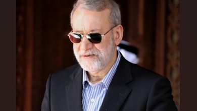 سفر علی لاریجانی به عمان صحت ندارد + جزئیات