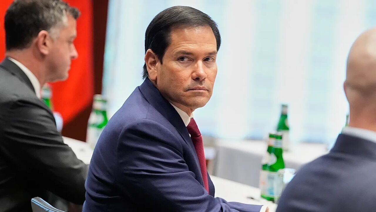 دستور روبیو به دیپلماتهای آمریکا درباره ایران