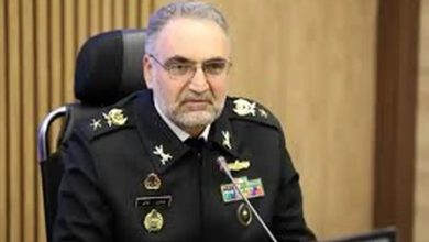 بازدید جانشین نیروی دریایی ارتش از یک پایگاه دریایی/ امیر بمانی: یگانهای دریایی باید همیشه آماده باشند