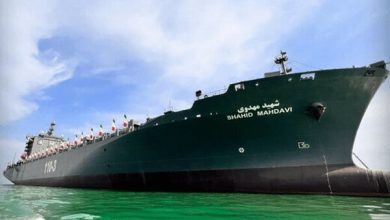 بازگشت ناوگروه نیروی دریایی سپاه به آبهای سرزمینی ایران/ این ناو مجهز به سامانههای پرتاب موشکهای کروز است