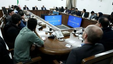 ۱۲ درخواست دانشجویان از عارف/ معاون اول رئیس جمهور: برای من ارزش پرخاش یک دانشجو بیشتر از تکریم افراد است/ کشور در حوادث دی ماه یک باخت جدی داشت