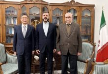 رایزنی غریب آبادی با سفرای چین و روسیه در تهران