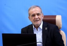 پزشکیان: همه راه‌ها را بر ما بسته‌اند؛ زخم بزرگی ایجاد شده / هر کسی مدعی است می تواند مشکلی را حل کند بیاید به او مسئولیت می دهیم