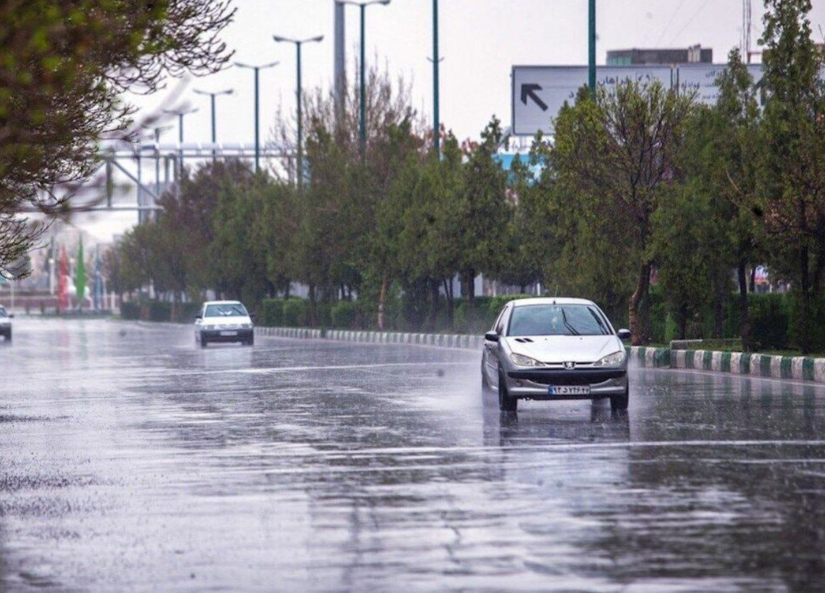 پلیس راهور: برف و باران در جادههای ۱۰ استان/ ترافیک نیمه سنگین در چند محور
