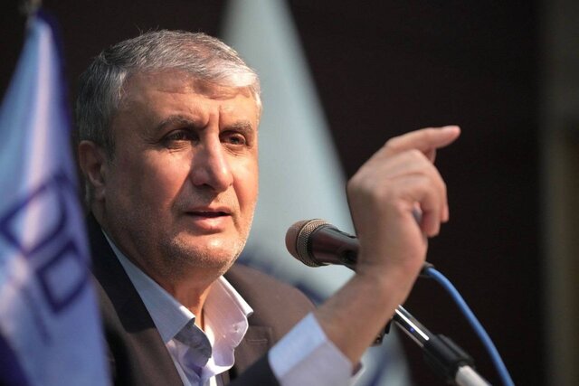 اسلامی: دشمن به دنبال سیاست «فشار از بیرون و شکستن از درون» علیه ایران است اسلامی: دشمن به دنبال سیاست «فشار از بیرون و شکستن از درون» علیه ایران است