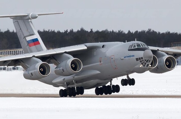 واکنش ایران به شایعات انتقال تسلیحات روسی به تهران: چیزی برای پنهان کردن نداریم / [اگر تهدیدی علیه ایران رخ دهد] اتکای ایران نیرو‌های مسلح خودش است؛ البته از کشور‌های دوست هم انتظاراتی داریم