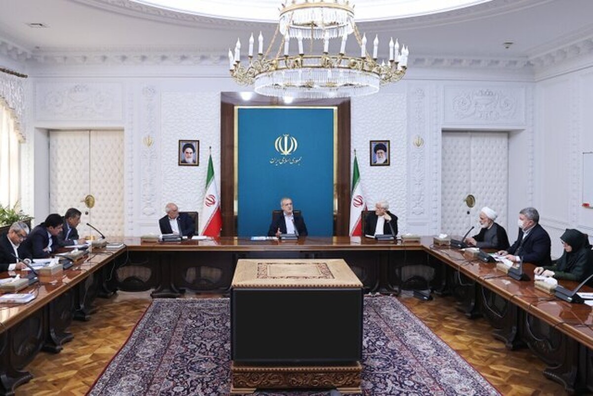 پزشکیان: افراد یا گروههایی که اسناد و مدارکی در زمینه حوادث دیماه دارند، ارائه کنند