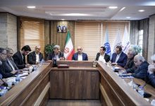 تامین اجتماعی با بازگشت بانک رفاه نجات یافت / مطالبات معیشتی و حقوقی بازنشستگان در آیین تقدیر از وزیر کار و مدیرعامل تامین اجتماعی مطرح شد