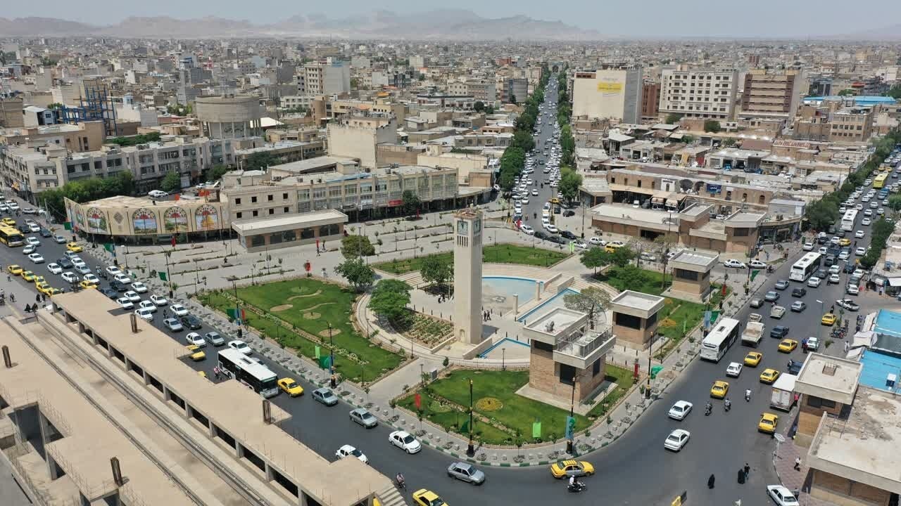 معاون استاندار قم: امروز سه نقطه از محله‌های قم از جمله زنبیل آباد، شهرک شهاب و صفاییه مورد حجوم دشمن قرار گرفت