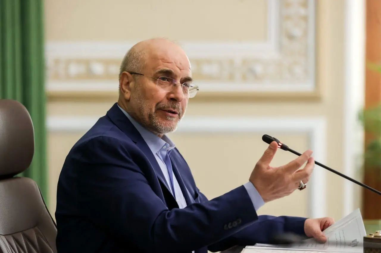 قالیباف: هر گونه تجاوز به خاک جزایر ایرانی، تمامی موانع را خواهد شکست/ خلیج فارس را به خون مهاجمان خواهیم آغشت/ خون سربازان آمریکایی مسئولیت شخصی ترامپ است