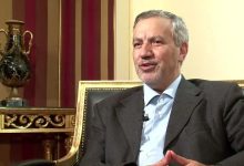 تصویری از عطاءالله مهاجرانی و علی لاریجانی در سالهای دور