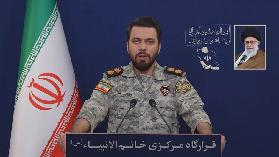 سخنگوی قرارگاه خاتم الانبیاء به آمریکا رفت!+عکس