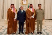 فاینشنال تایمز به نقل از یک مقام پاکستانی افشاء کرد: توافق نظامی با عربستان دردسرساز شده/ اسلام آباد در معرض خطر کشیده شدن به جنگ