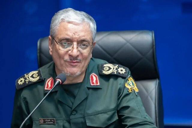 طلایی نیک: ذخایر راهبردی نیروهای مسلح تأمین شده است/ دشمن به بن‌بست خواهد رسید