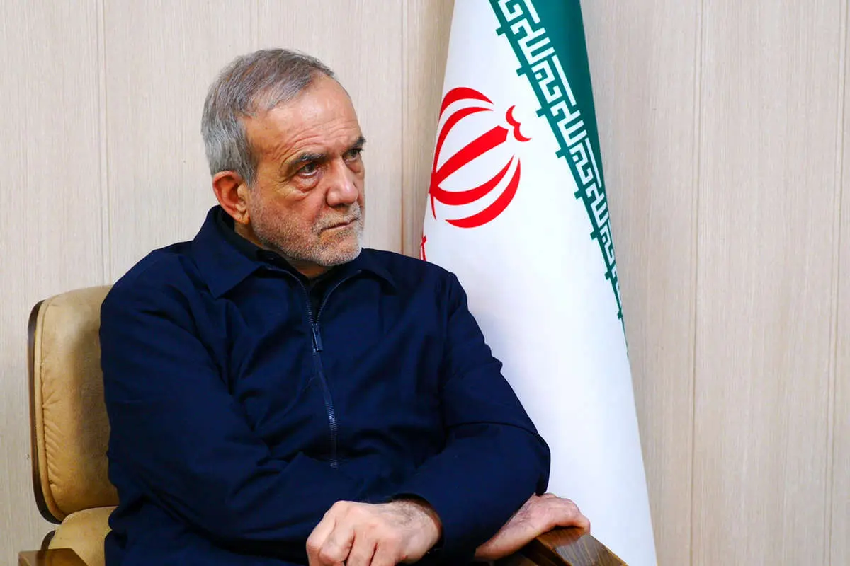 تبریک توئیتری پزشکیان درپی انتخاب آیت الله سید مجتبی خامنهای
