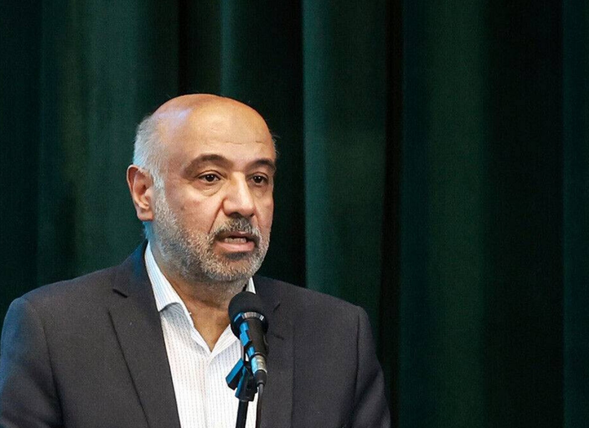 وزیر کار: حداقل دستمزد از ۱۰ به بیش از ۱۶ میلیون تومان رسید/ تصمیم بر این شد که در صورت نیاز، در شهریور ماه نیز بازنگری در دستمزدها انجام شود