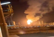 حمله به بندرلنگه / 16 لنج سوخت