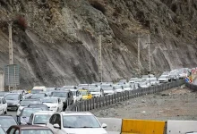 ترافیک سنگین در محورهای هراز، کندوان و فیروزکوه/ بارش برف در جاده چالوس