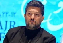 آقای حامد بهداد که از صدقه سر جمهوری اسلامی گرین کارت داری، این ژست آوانگارد به تو نمی‌آید