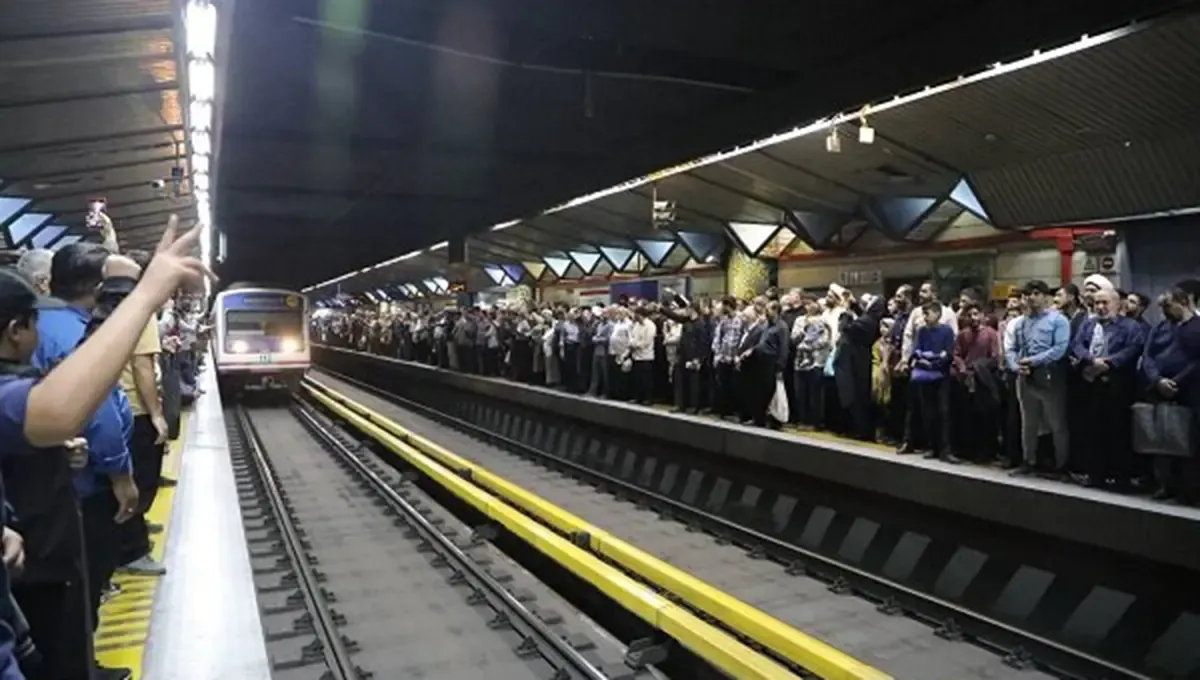 چهار ایستگاه مترو در تهران پناهگاه شبانه‌روزی شدند